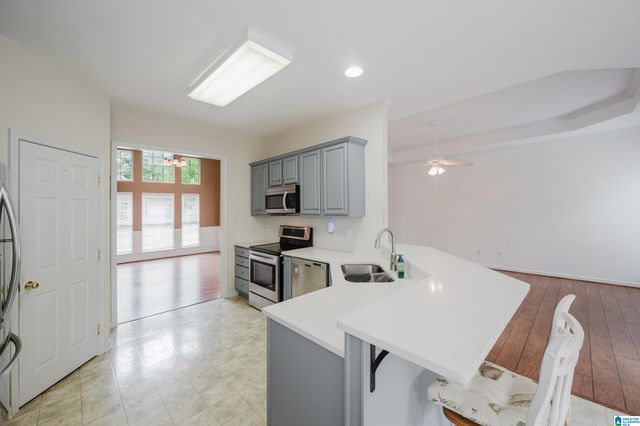 209 CAMELLIA DRIVE, Chelsea, AL 35043
