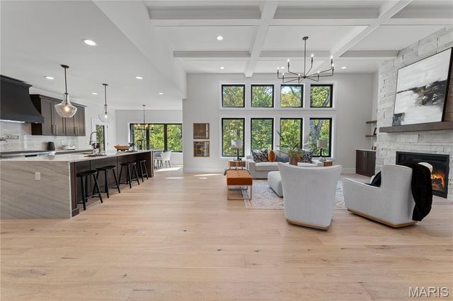 16908 Lewis Spring Farms Road, Wildwood, MO 63005