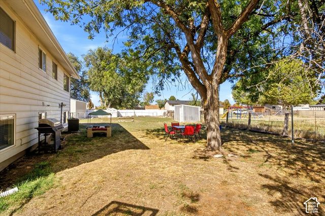 2816 W 1750 N, Clinton, UT 84015