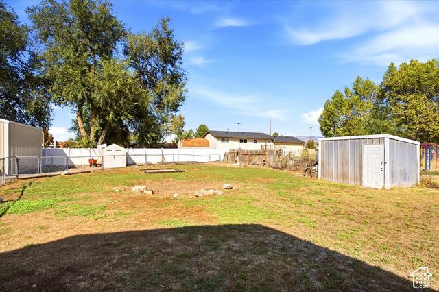 2816 W 1750 N, Clinton, UT 84015