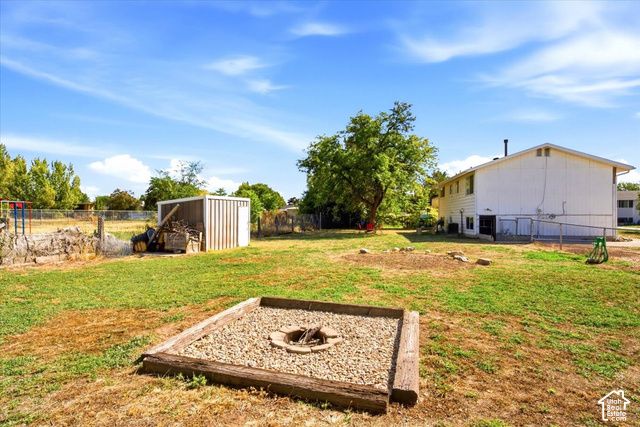 2816 W 1750 N, Clinton, UT 84015