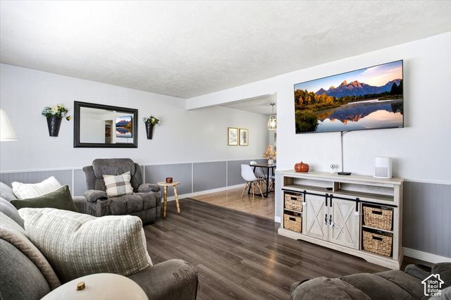 2816 W 1750 N, Clinton, UT 84015