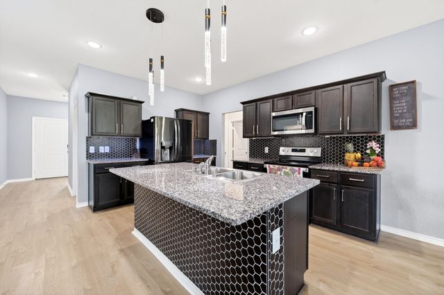 1610 Seadrift Drive, Forney, TX 75126