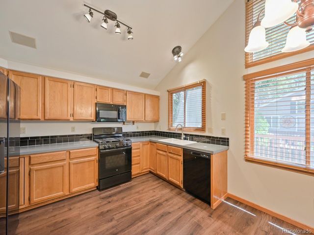 398 Pin Oak Dr, Loveland, CO 80538