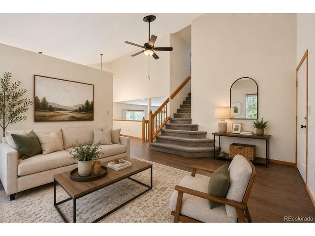 398 Pin Oak Dr, Loveland, CO 80538