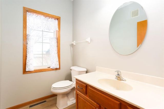 1612 County Road J, Hammond, WI 54015