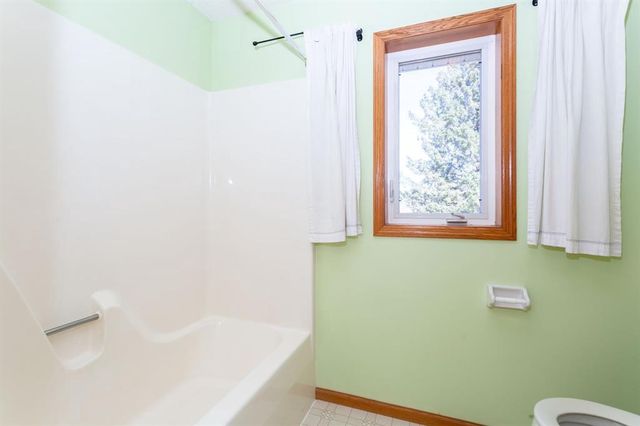 1612 County Road J, Hammond, WI 54015