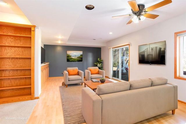 1612 County Road J, Hammond, WI 54015