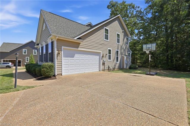 4205 Brigstock CT, Williamsburg, VA 23188