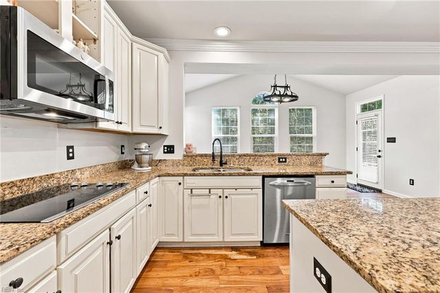 4205 Brigstock CT, Williamsburg, VA 23188