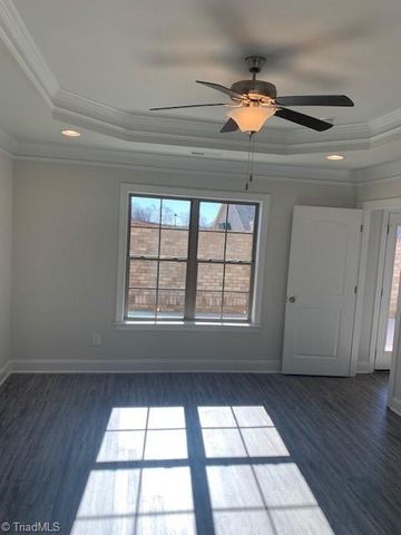 1556 Oakbluffs Drive, Colfax, NC 27235