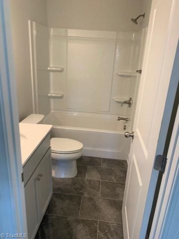 1556 Oakbluffs Drive, Colfax, NC 27235