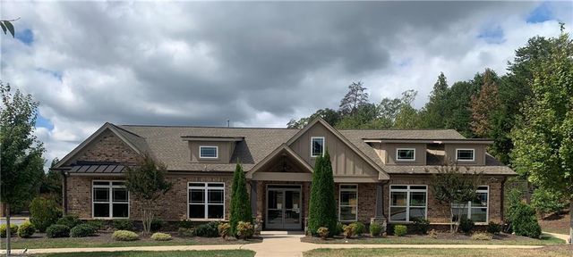 1556 Oakbluffs Drive, Colfax, NC 27235