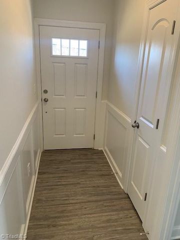 1556 Oakbluffs Drive, Colfax, NC 27235