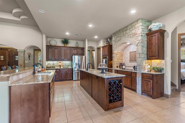 104 Vista LN, Georgetown, TX 78633