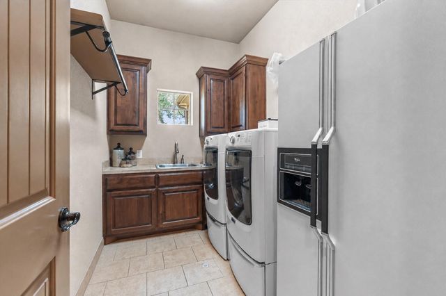 104 Vista LN, Georgetown, TX 78633