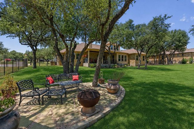 104 Vista LN, Georgetown, TX 78633