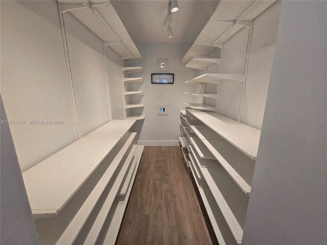 800 West Ave 618, Miami Beach, FL 33139