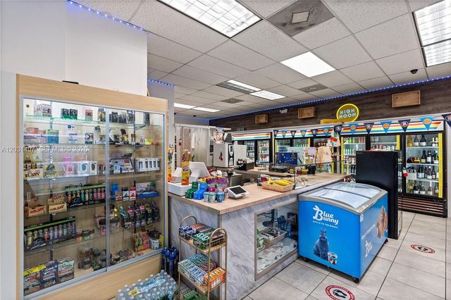 800 West Ave 618, Miami Beach, FL 33139