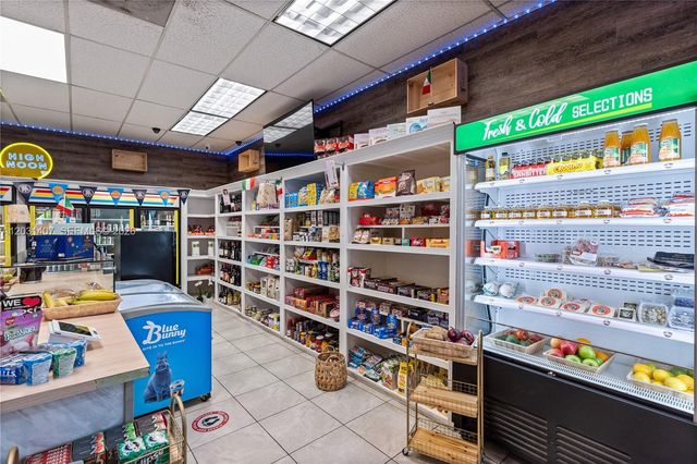 800 West Ave 618, Miami Beach, FL 33139