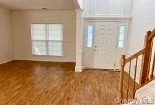 87 Louden Loop, Mount Sinai, NY 11766