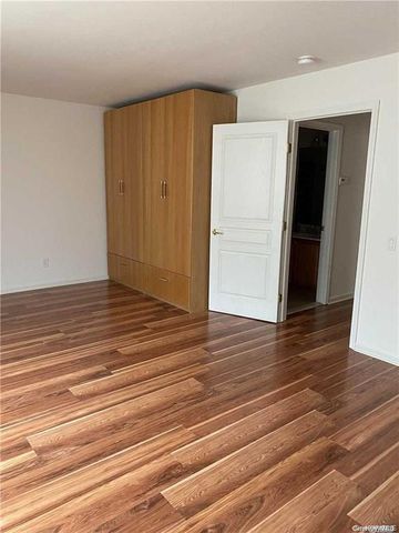 87 Louden Loop, Mount Sinai, NY 11766