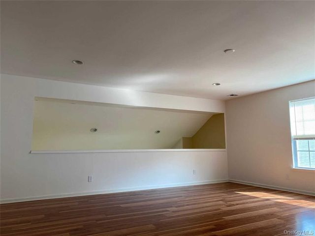 87 Louden Loop, Mount Sinai, NY 11766