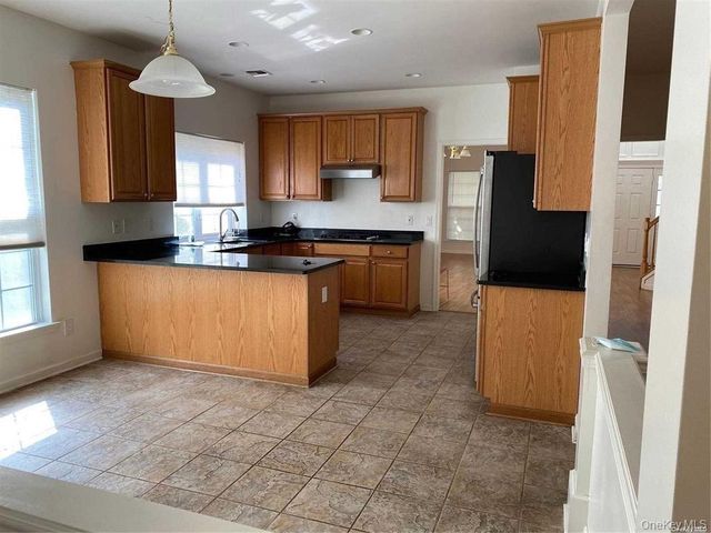 87 Louden Loop, Mount Sinai, NY 11766