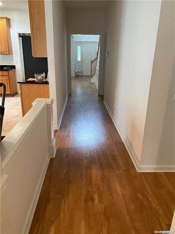 87 Louden Loop, Mount Sinai, NY 11766