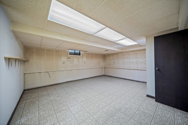 208 W 28th Avenue, Coal Valley, IL 61240