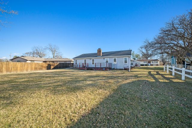 208 W 28th Avenue, Coal Valley, IL 61240