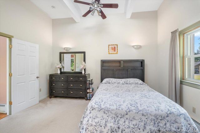 5 Spruce Street, Lake Peekskill, NY 10537