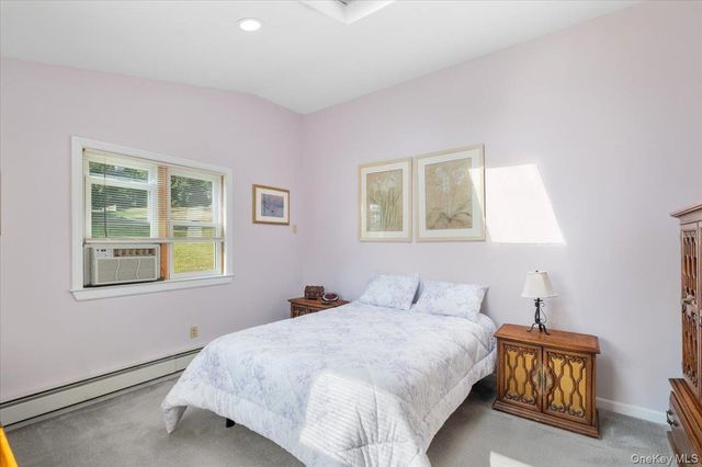 5 Spruce Street, Lake Peekskill, NY 10537