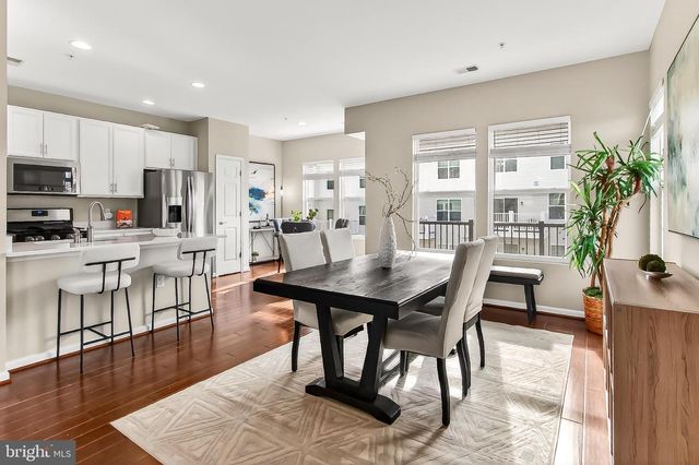 16856 PORTERS INN DR, Dumfries, VA 22026