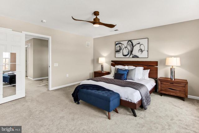 16856 PORTERS INN DR, Dumfries, VA 22026