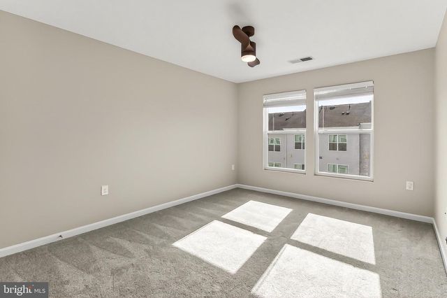 16856 PORTERS INN DR, Dumfries, VA 22026