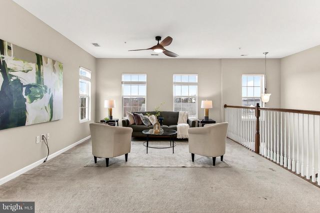 16856 PORTERS INN DR, Dumfries, VA 22026