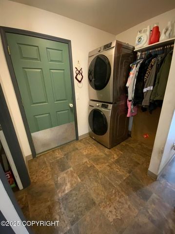 1012 Channel Way, Kenai, AK 99611