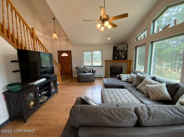 1012 Channel Way, Kenai, AK 99611