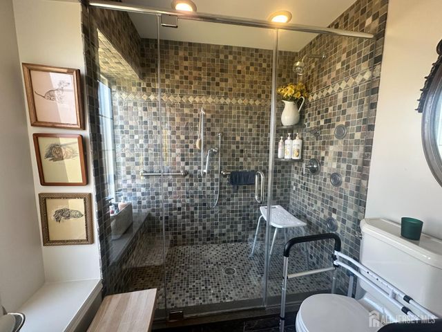 67 Yorkshire Drive, Monroe, NJ 08831