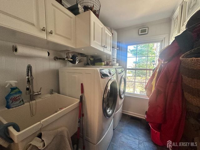 67 Yorkshire Drive, Monroe, NJ 08831