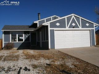 2315 Newcastle Drive, Pueblo, CO 81008