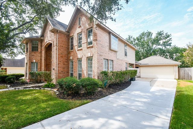 7010 Adobe Oaks, Sugar Land, TX 77479