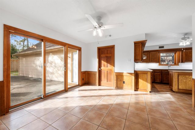 15215 Rainhollow Drive, Houston, TX 77070