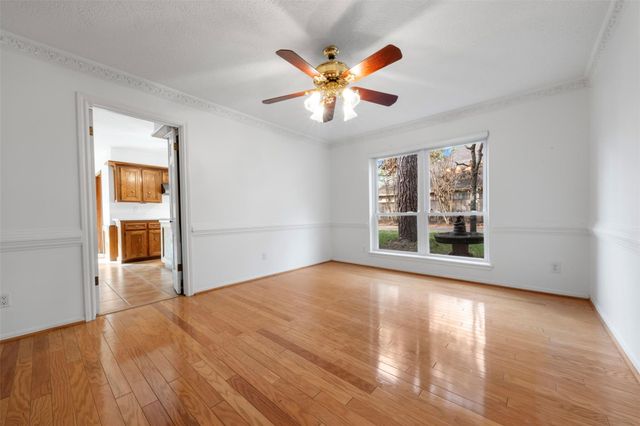 15215 Rainhollow Drive, Houston, TX 77070