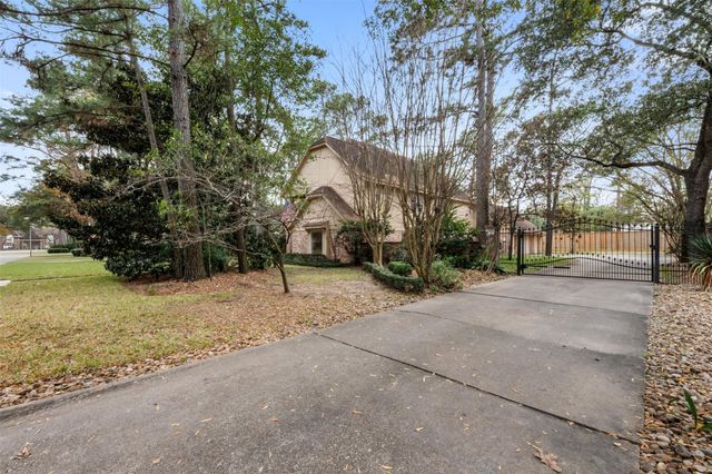 15215 Rainhollow Drive, Houston, TX 77070