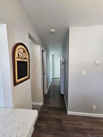 4858 Chateau Drive, San Diego, CA 92117
