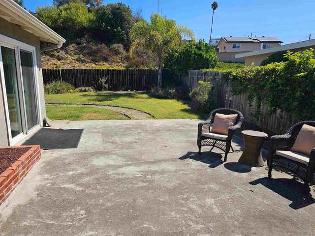 4858 Chateau Drive, San Diego, CA 92117
