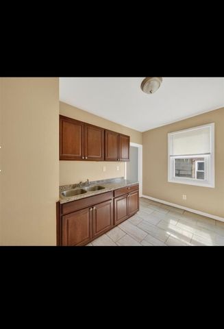 9721 Otsego Street, Detroit, MI 48204