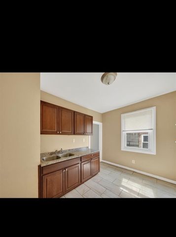 9721 Otsego Street, Detroit, MI 48204